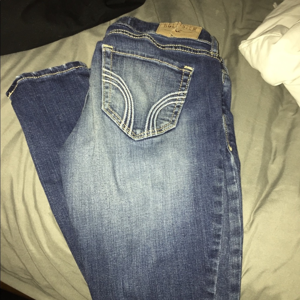 Hollister skinny jeans